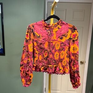 EUC Farm Rio Vibrant Pink and Orange Women's crop top